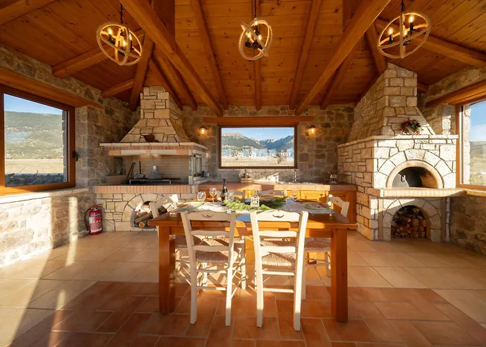 Anemos Mountain - A Perfect Mountain Retreat Αράχωβα